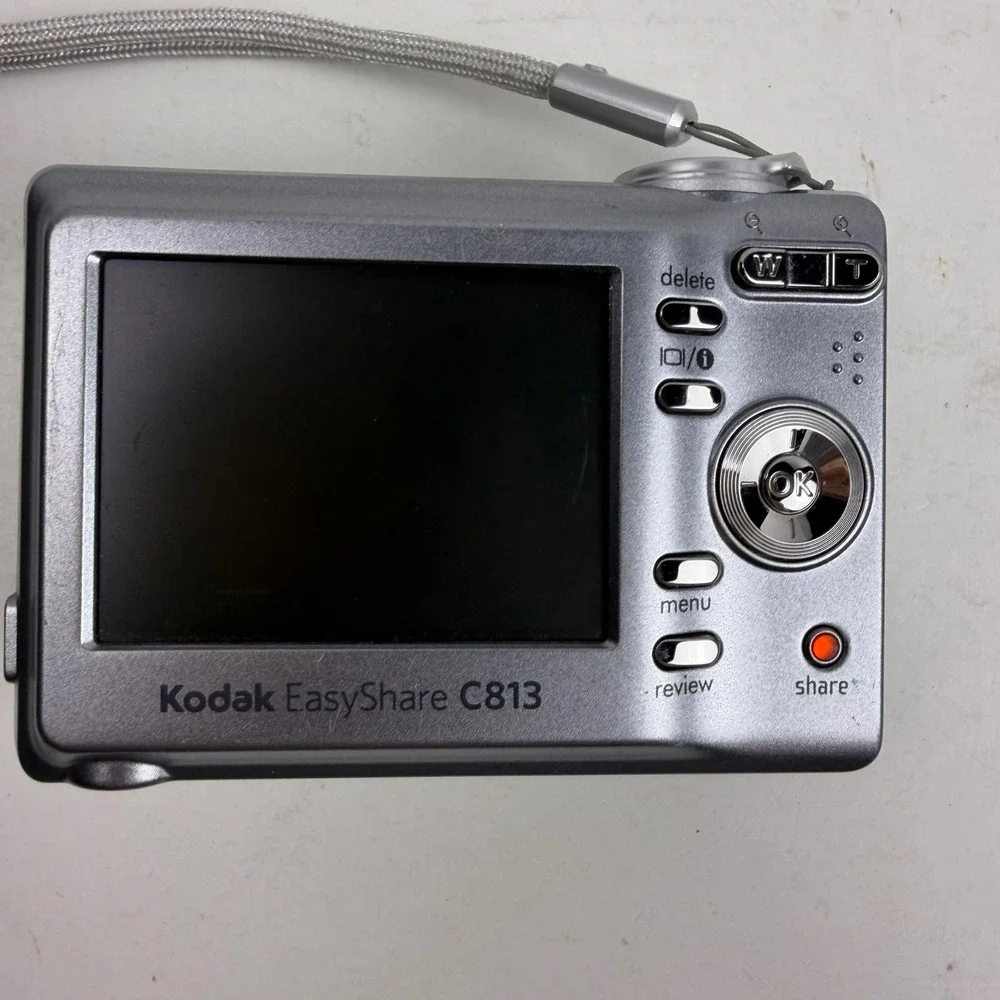 Kodak EasyShare C813 Digital Camera 8.2MP 3x Optical Zoom PARTS ONLY NOT WORKING